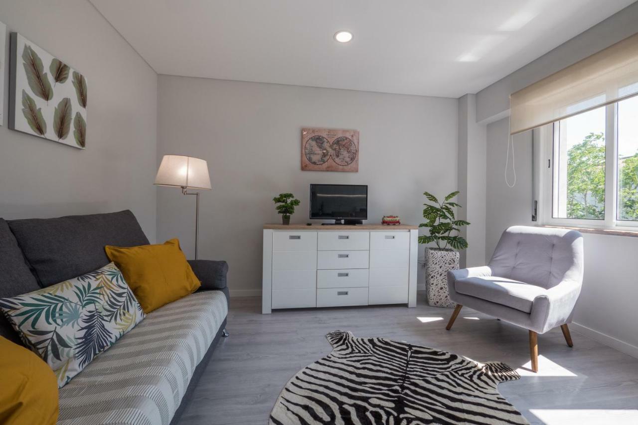 Rent4Rest Sao Bento Charming Apartment ลิสบอน ภายนอก รูปภาพ
